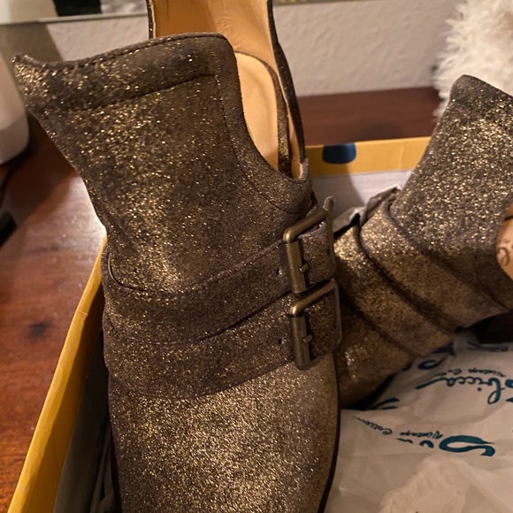 Womens bootie - Picture 2 of 5